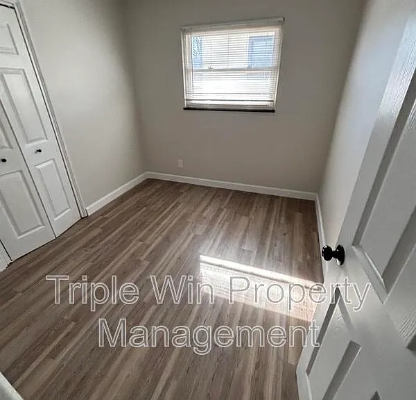 7932 La Belle St — Photo 7