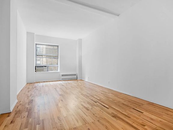 2nd image of 23 E 10th St APT 404