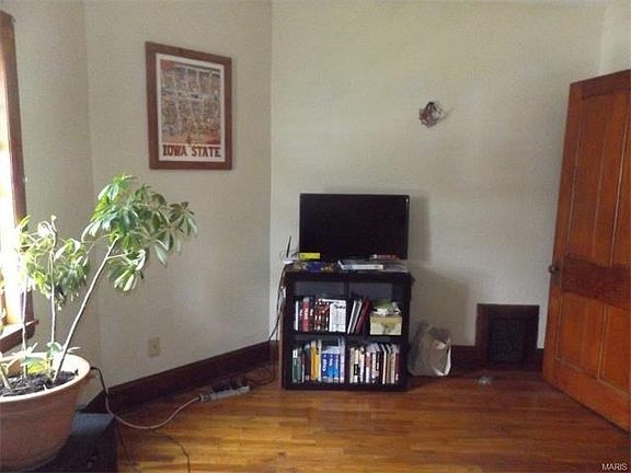 5th image of 215 E Tremont St #B