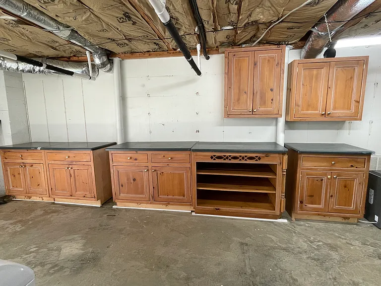 1341 Cloverdale Cir — Photo 30