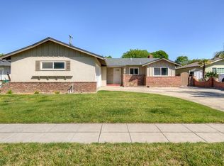 3892 N 4th St, Fresno, CA 93726