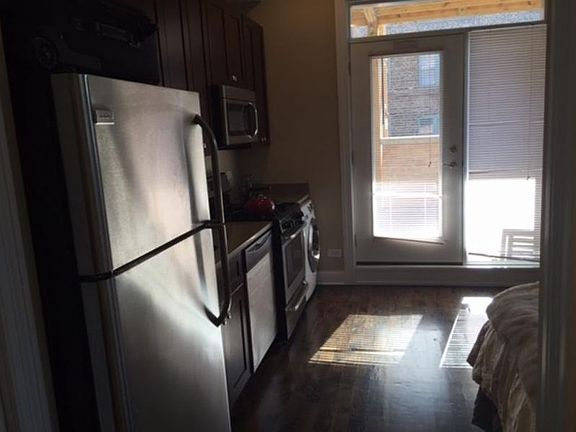 2nd image of 647 W Deming Pl