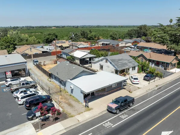 3513 Atchison St, Riverbank, CA 95367