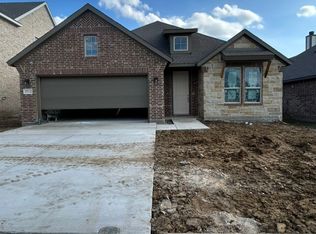 3512 Helena St, Gainesville, TX 76240