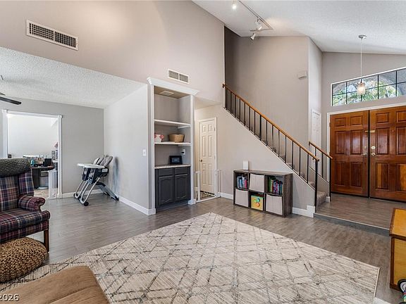 3rd image of 6673 Pleasant Plains Way