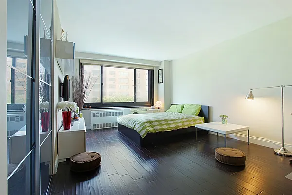 Sold by Corcoran | media 7