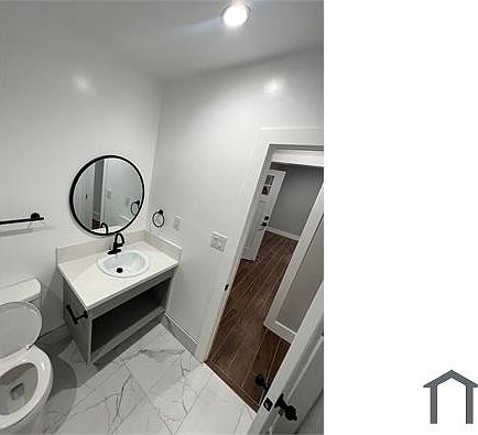 3rd image of 1521 Arlington Ave APT 13
