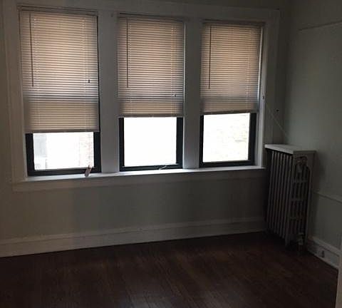 5th image of 8017 S Vernon Ave APT 3A