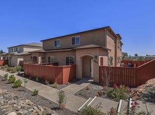 681 Mission De Oro Dr, Redding, CA 96003