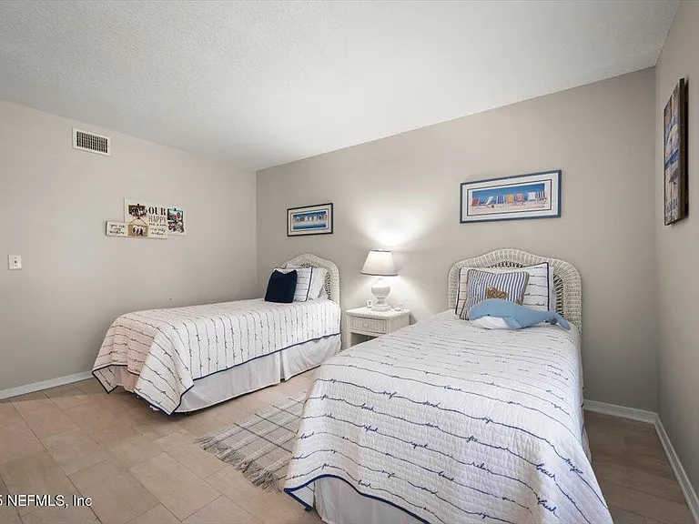 10 Little Bay Harbor Dr — Photo 42