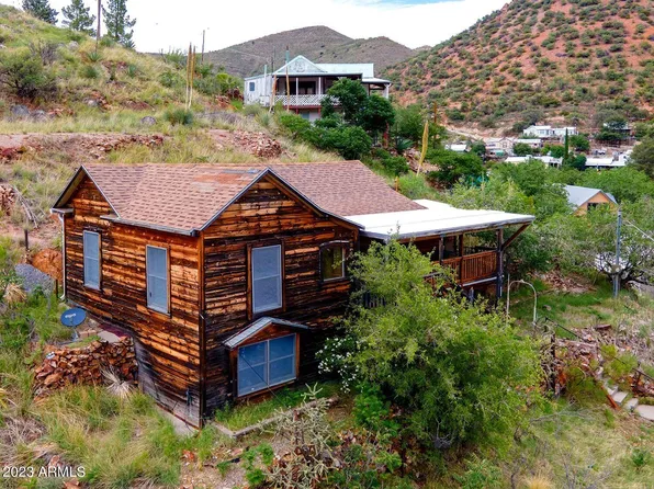 226A OPERA Drive, Bisbee, AZ 85603