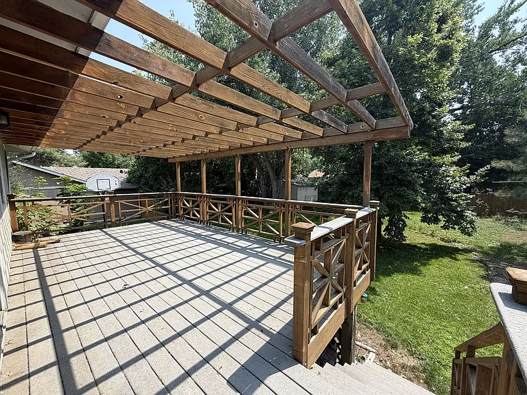 2013 Custer Dr — Photo 18