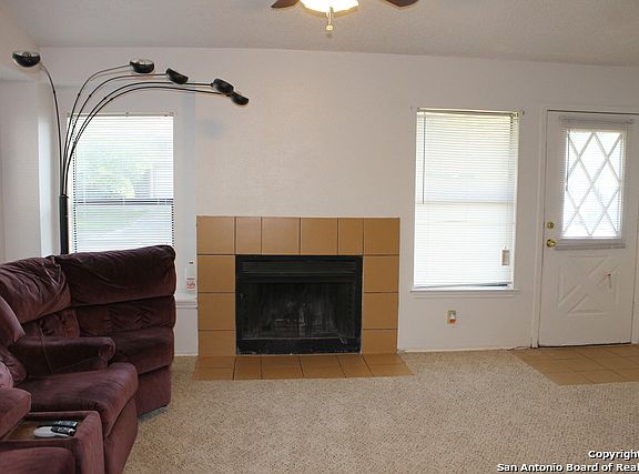 5th image of 9415 Valley Way Dr