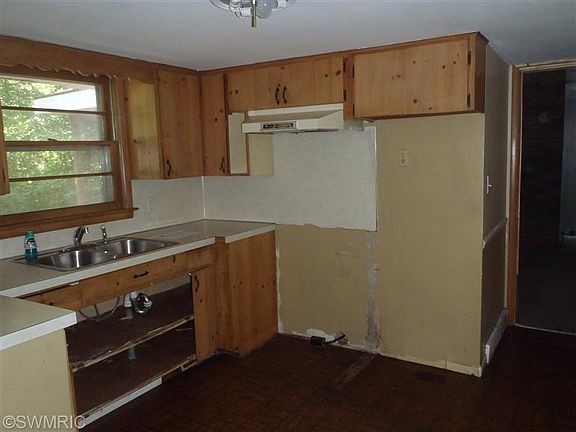 3rd image of 278 N 160th Ave