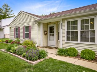 958 Concord Dr, Island Lake, IL 60042