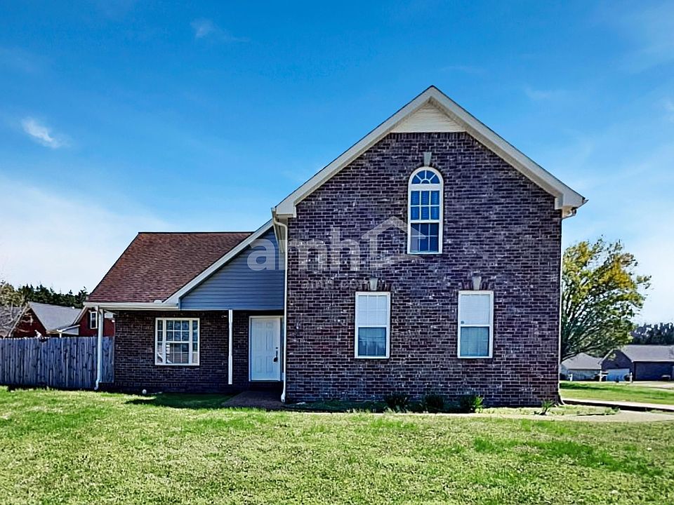 1st image of 1039 Saddle Wood Dr