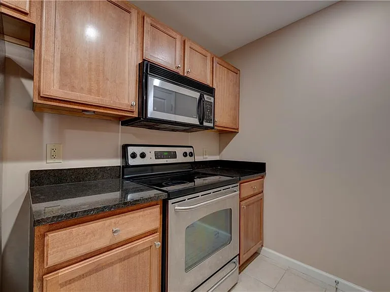 3040 Peachtree Rd NW #813 — Photo 6