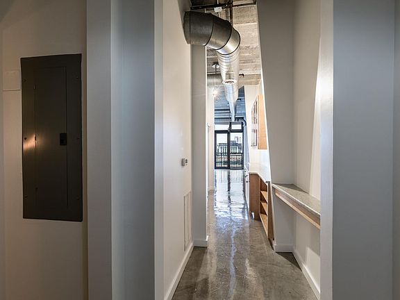 4th image of 175 2nd St S APT 815