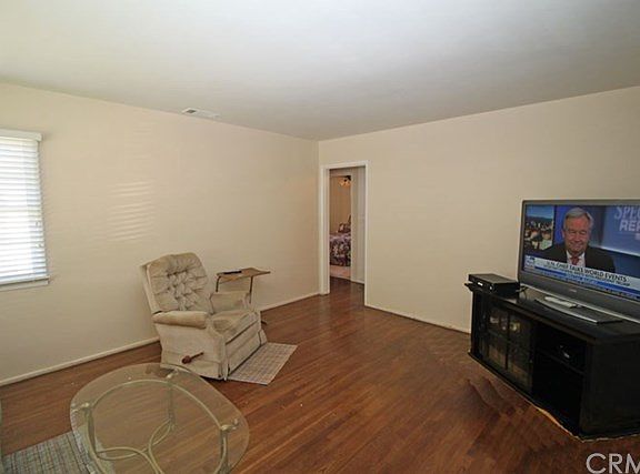 5th image of 4550 Coldbrook Ave
