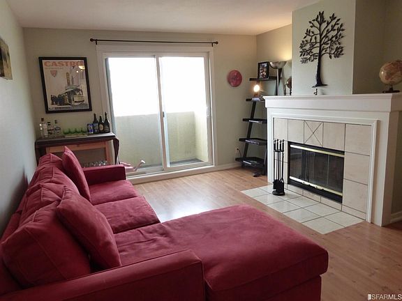 5th image of 15 Teresita Blvd APT 2
