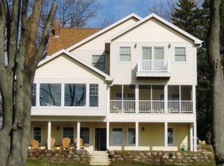 W1057 Illinois Ave, Green Lake, WI 54941
