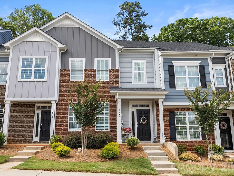 1st image of 1028 Beatty Woods Dr