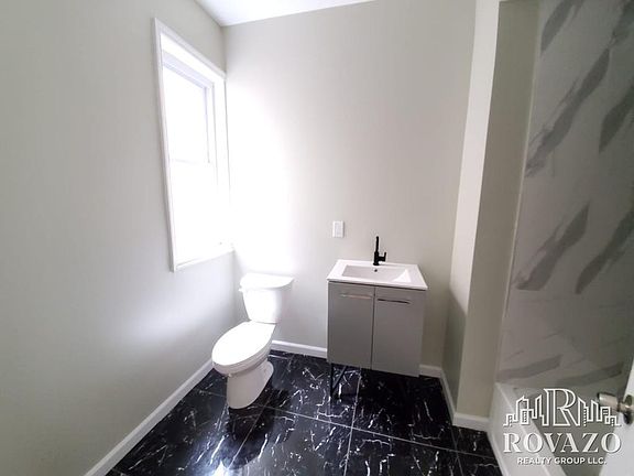 5th image of 109 Aldine St #2RAA