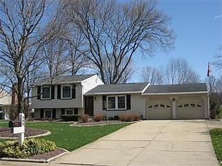 1st image of 559 Laurelwood Dr SE