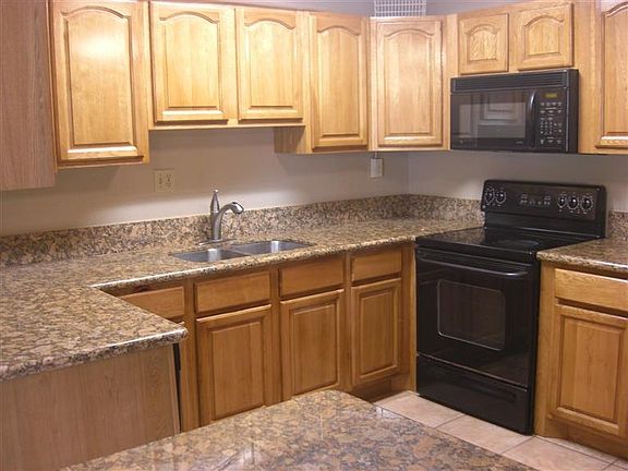 3rd image of 3730 Eagle Ave