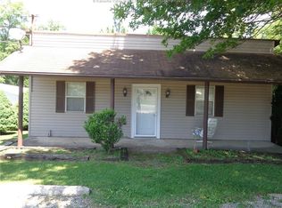 5110 Charleston Rd, Poca, WV 25159