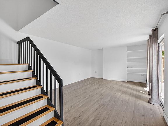 4th image of 3332 N Meridian Way N #B