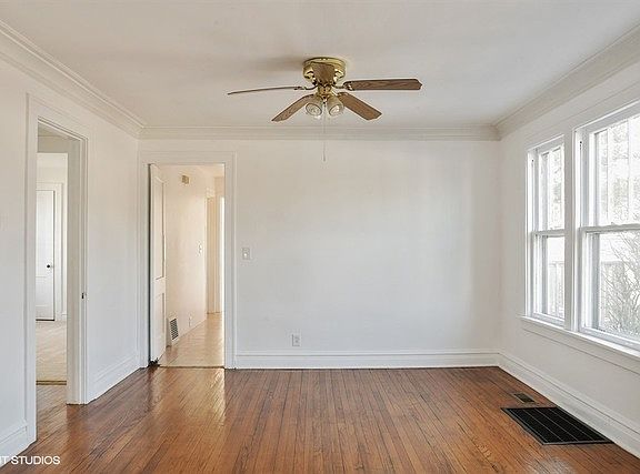 3rd image of 317 North Ave