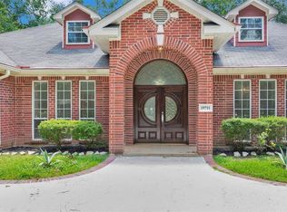 19711 Sagging Oaks Dr, Spring, TX 77388