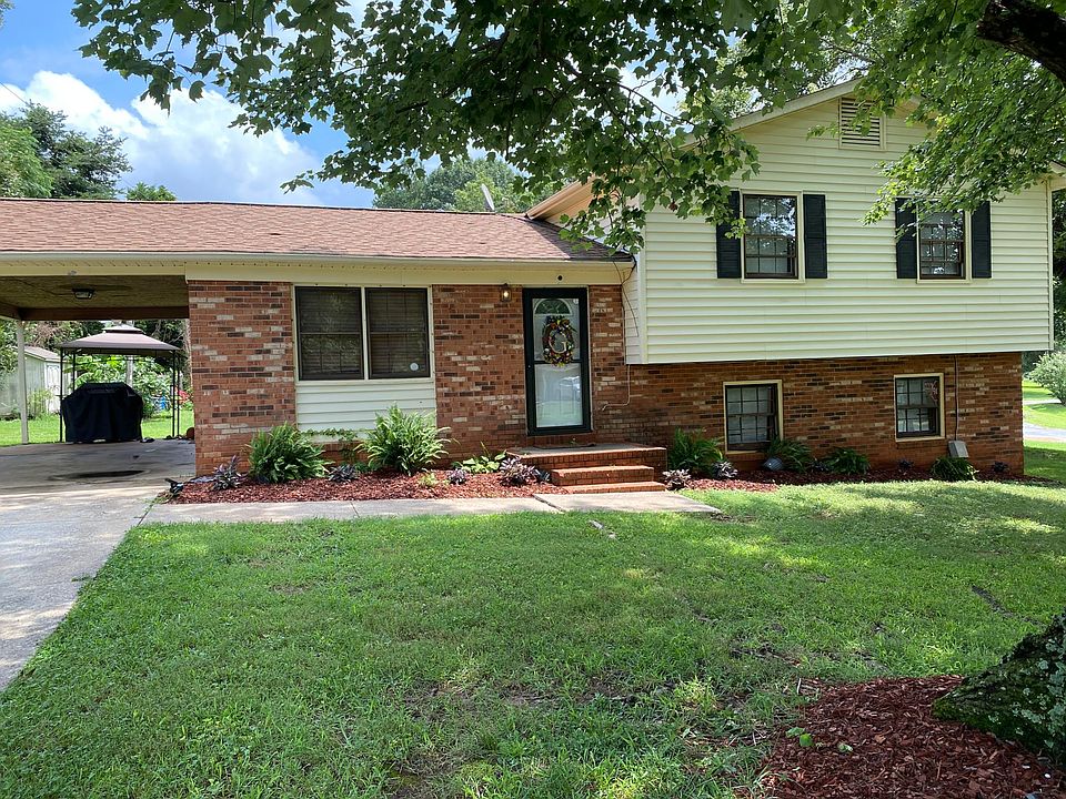 1st image of 120 Sparrow Ln