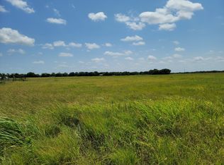 1 County Road 1245, Savoy, TX 75479