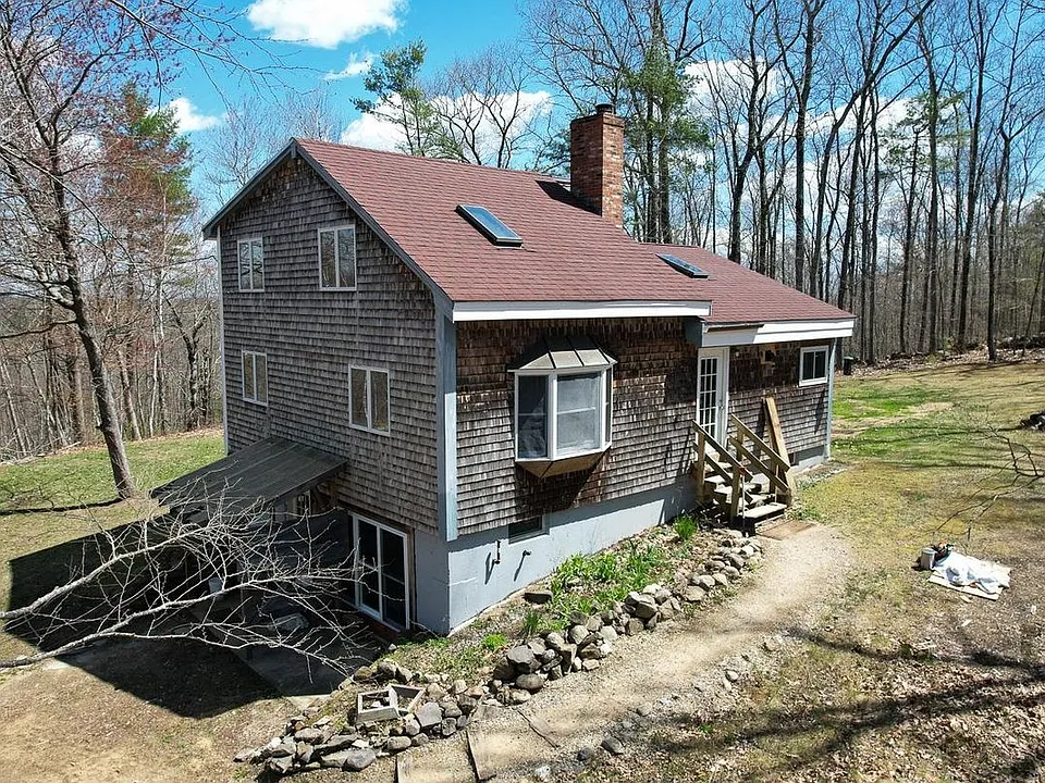70 Ledge Farm Rd #B