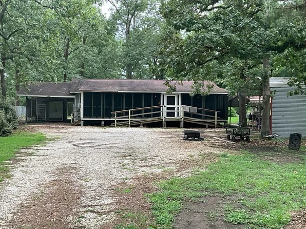 4602 Oakwood Dr, Lufkin, TX 75901