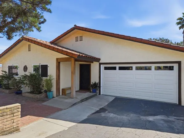 1331 Barbara Dr, Vista, CA 92084