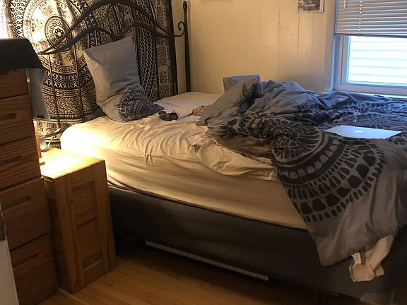5th image of 1627 W Barry Ave #1