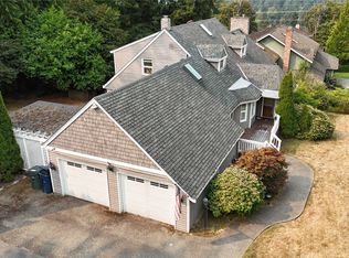 13649 Main St, Bellevue, WA 98005