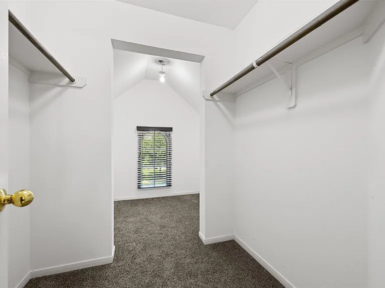 13938 Sawmill Run Ln — Photo 22
