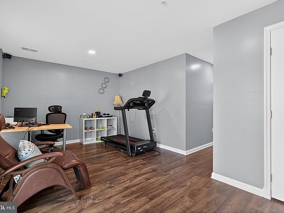 5th image of 37 S Center St