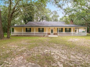 17804 Fosters Rd, Moss Point, MS 39562