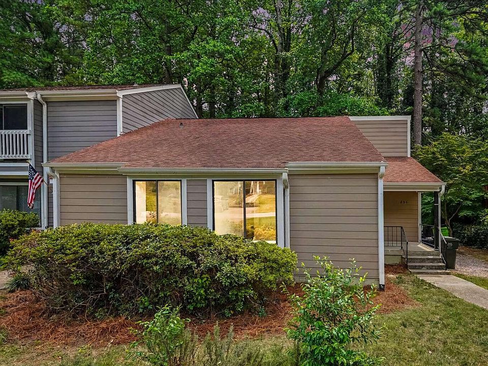 1st image of 820 Green Ridge Dr