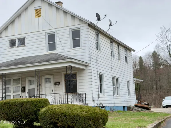 133 Gordon Ave, Carbondale, PA 18407