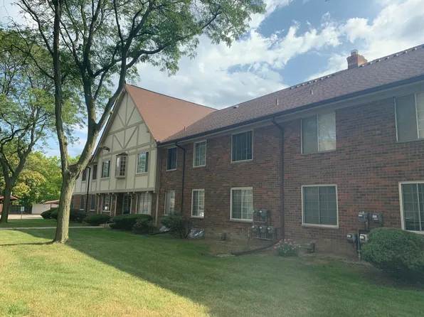 30220 Southfield Rd APT 243, Southfield, MI 48076