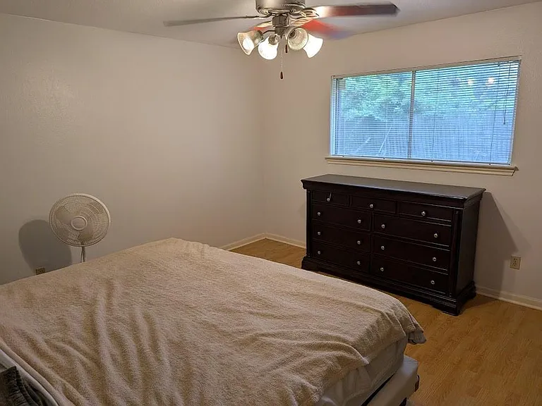 9830 Thistle Trail Dr — Photo 13