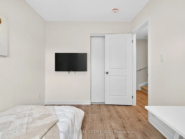 52 Albright Ave #D — Photo 13