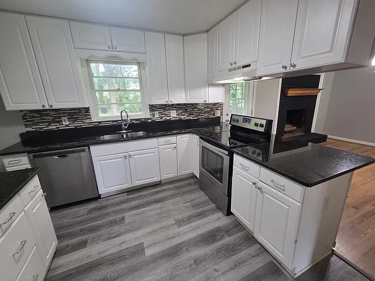 1749 Pounds Rd — Photo 6