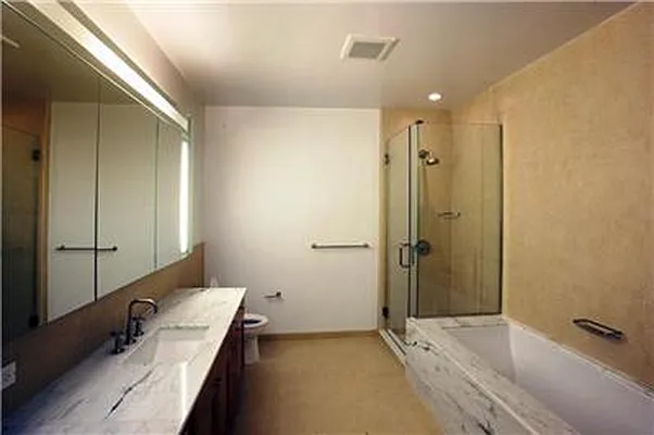 Sold by Manhattan Skyline | media 25